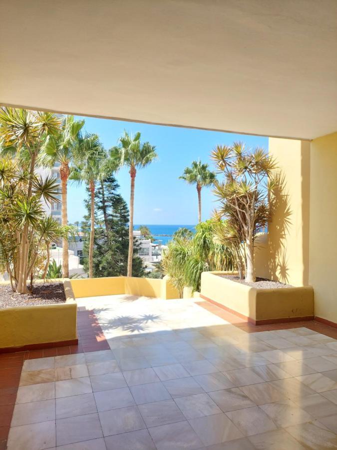 Fantastic 2 Bedrooms, Just 20 Meters From Ocean Playa de las Americas  Esterno foto