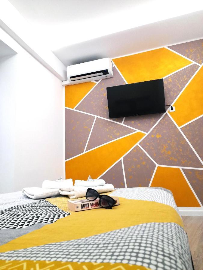 Fantastic 2 Bedrooms, Just 20 Meters From Ocean Playa de las Americas  Esterno foto