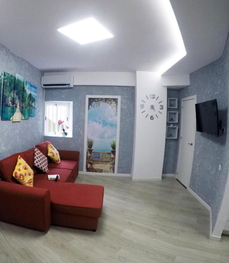 Fantastic 2 Bedrooms, Just 20 Meters From Ocean Playa de las Americas  Esterno foto