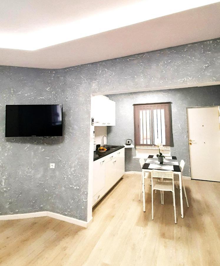 Fantastic 2 Bedrooms, Just 20 Meters From Ocean Playa de las Americas  Esterno foto